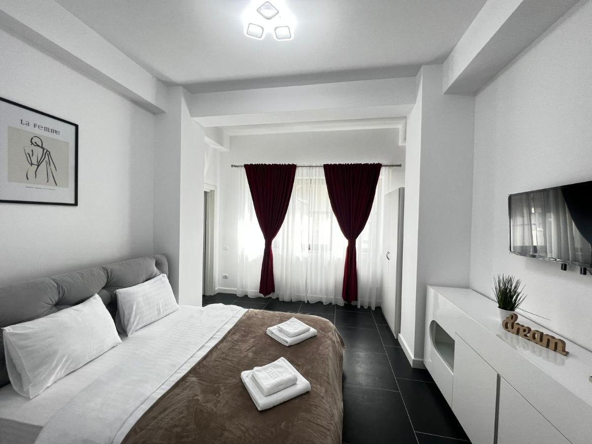 Cozy Aparthotel - Central City Suceava Eksteriør billede