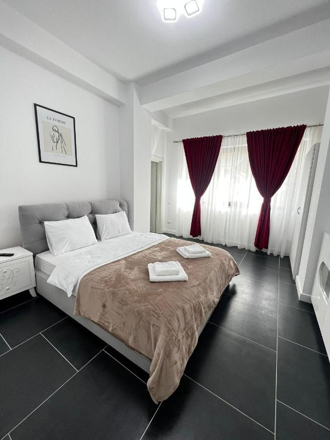 Cozy Aparthotel - Central City Suceava Eksteriør billede