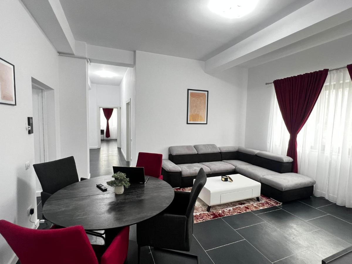 Cozy Aparthotel - Central City Suceava Eksteriør billede