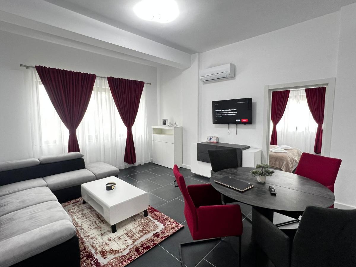 Cozy Aparthotel - Central City Suceava Eksteriør billede