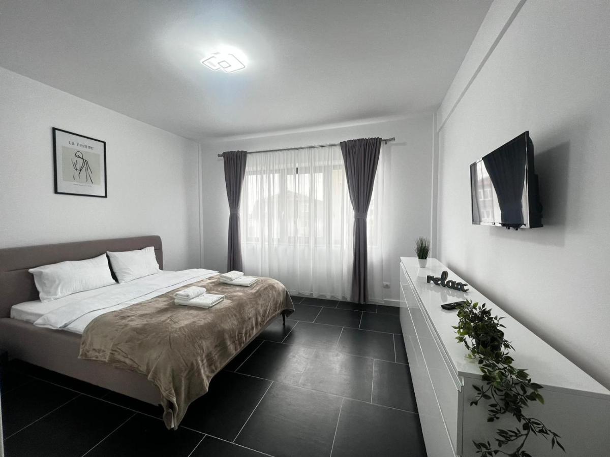 Cozy Aparthotel - Central City Suceava Eksteriør billede