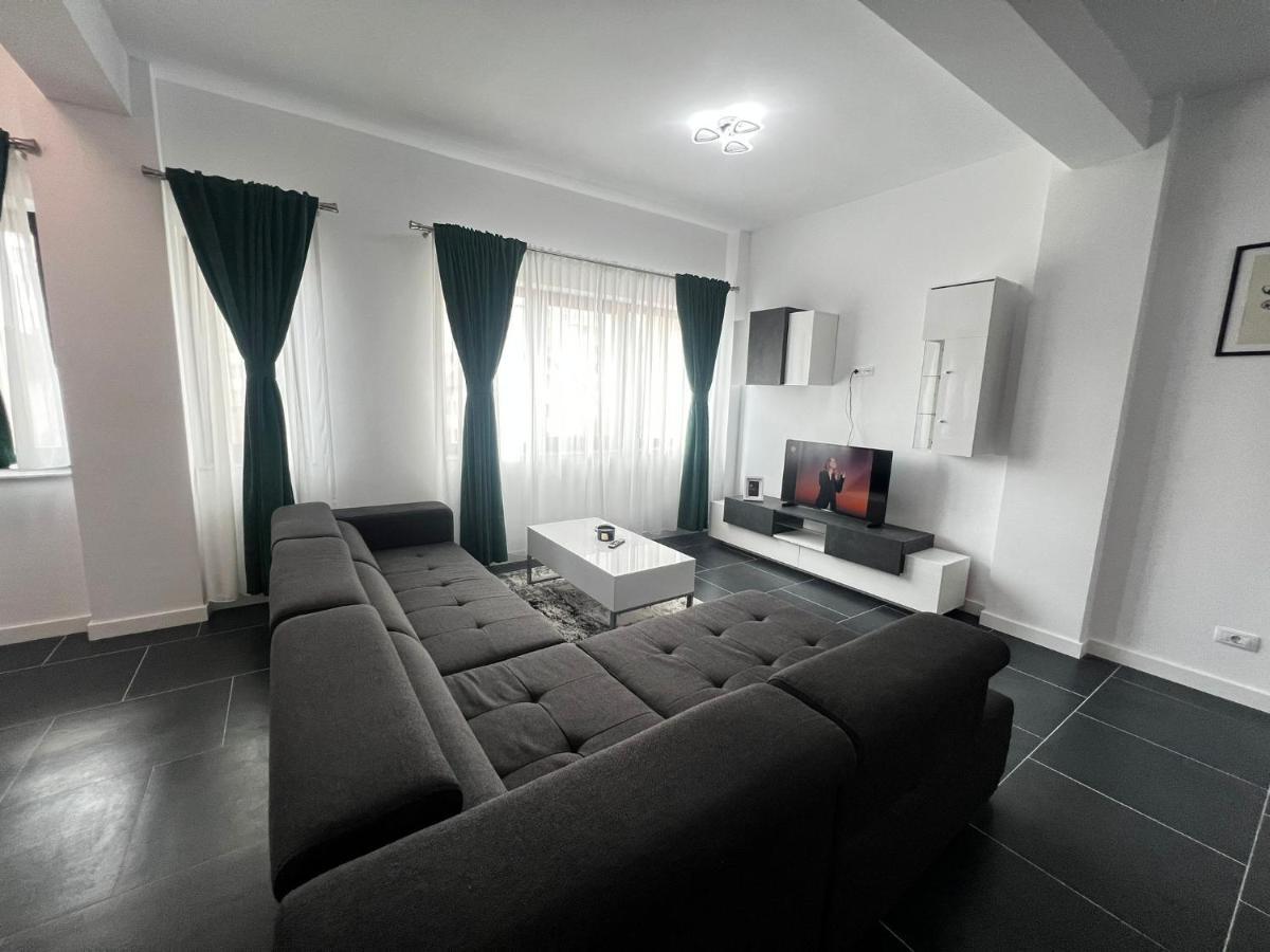 Cozy Aparthotel - Central City Suceava Eksteriør billede