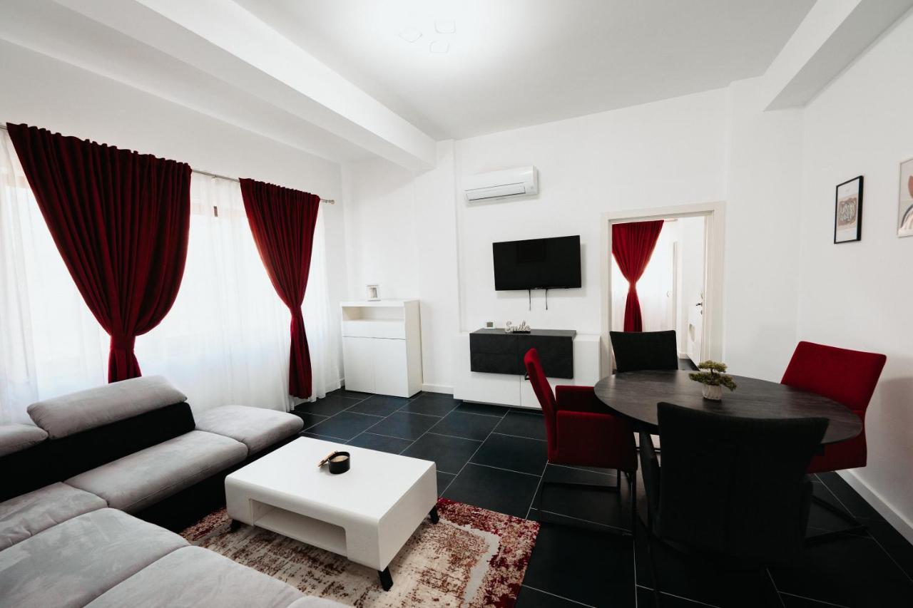 Cozy Aparthotel - Central City Suceava Eksteriør billede