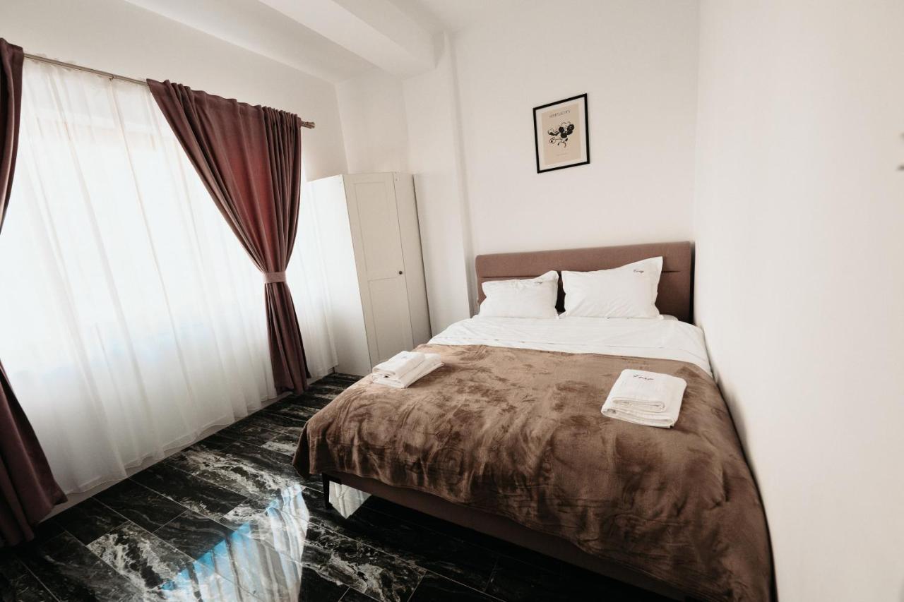 Cozy Aparthotel - Central City Suceava Eksteriør billede