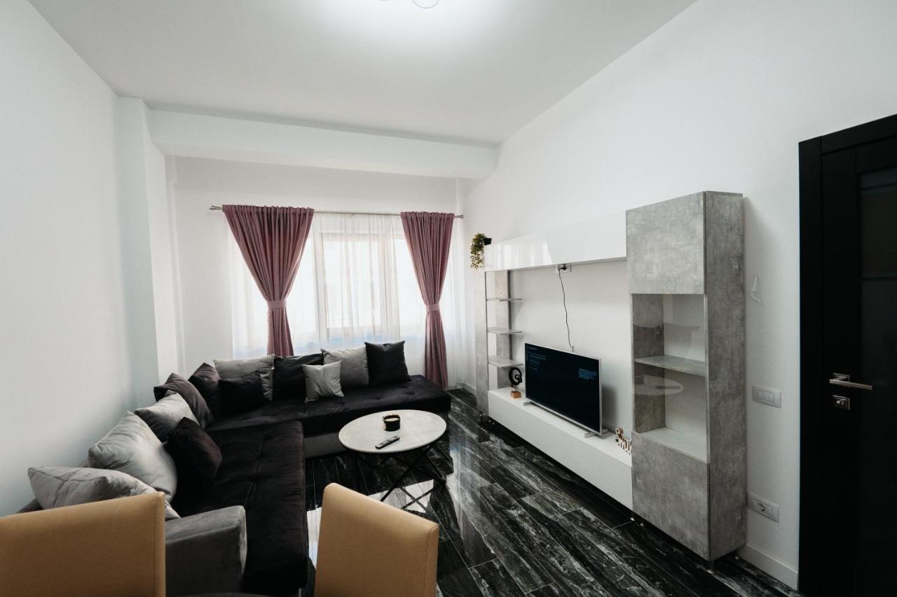 Cozy Aparthotel - Central City Suceava Eksteriør billede