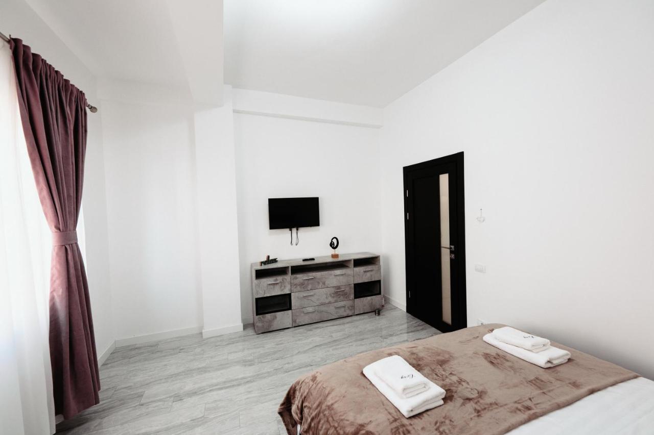 Cozy Aparthotel - Central City Suceava Eksteriør billede