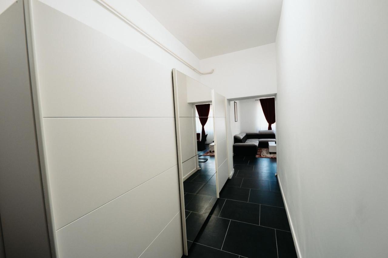 Cozy Aparthotel - Central City Suceava Eksteriør billede