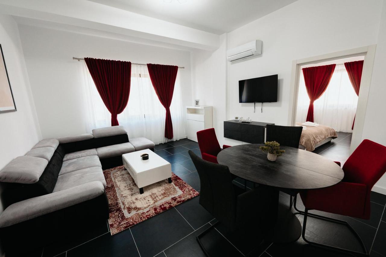 Cozy Aparthotel - Central City Suceava Eksteriør billede