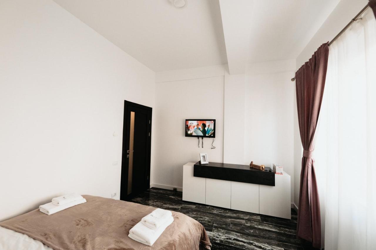 Cozy Aparthotel - Central City Suceava Eksteriør billede