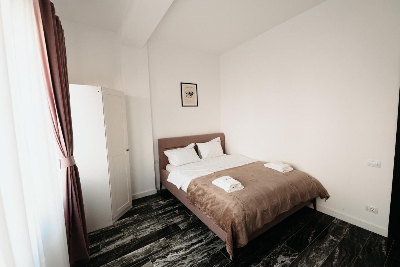 Cozy Aparthotel - Central City Suceava Eksteriør billede