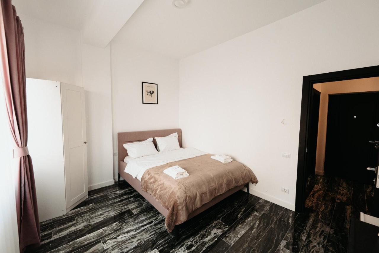 Cozy Aparthotel - Central City Suceava Eksteriør billede